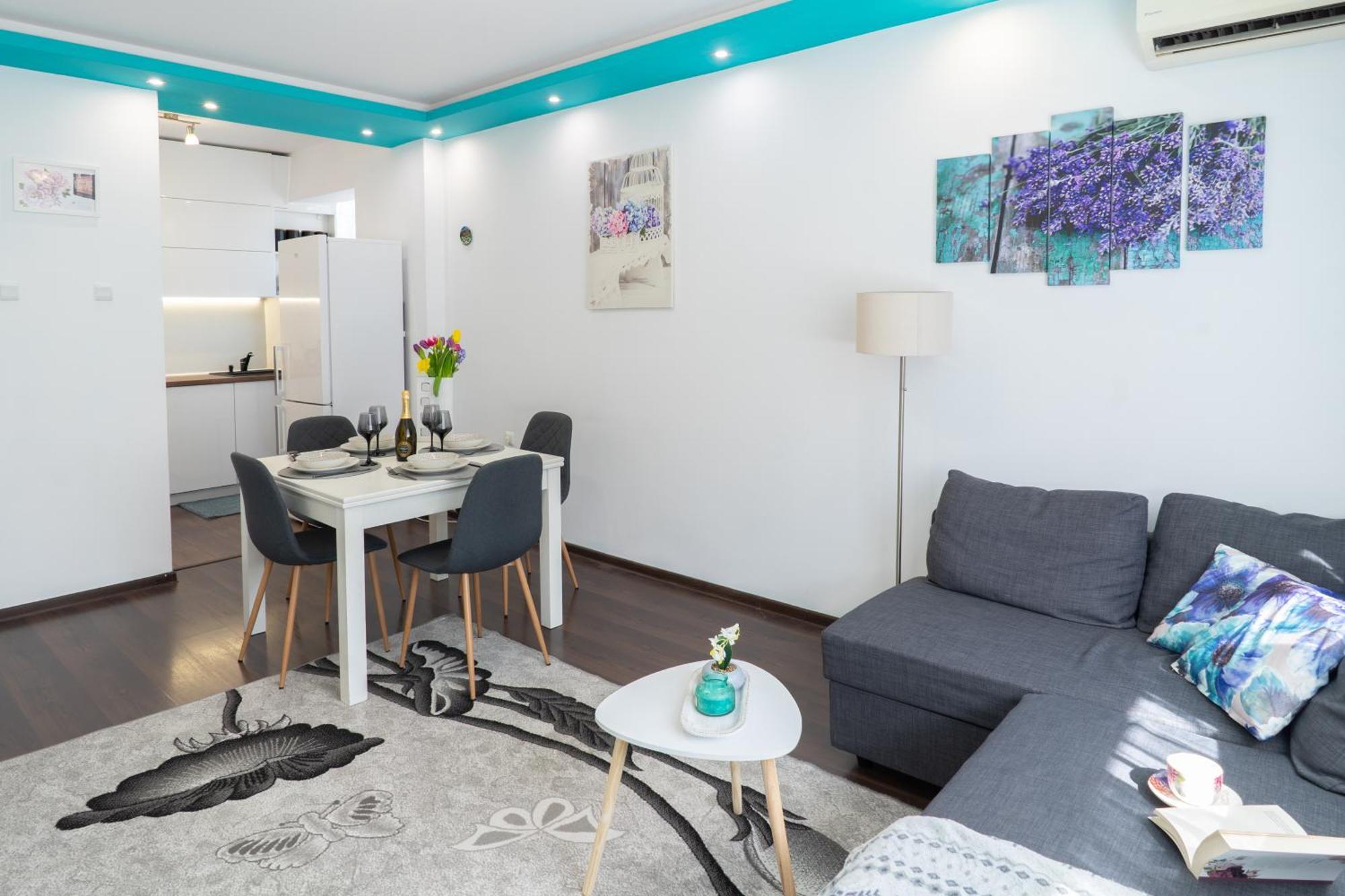 Luxury 2 Bedroom Apartment In Central Варна Экстерьер фото
